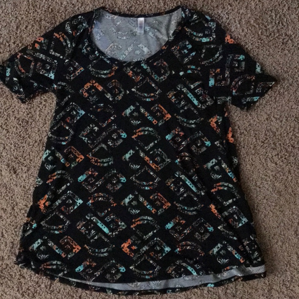 Lularoe perfect tee